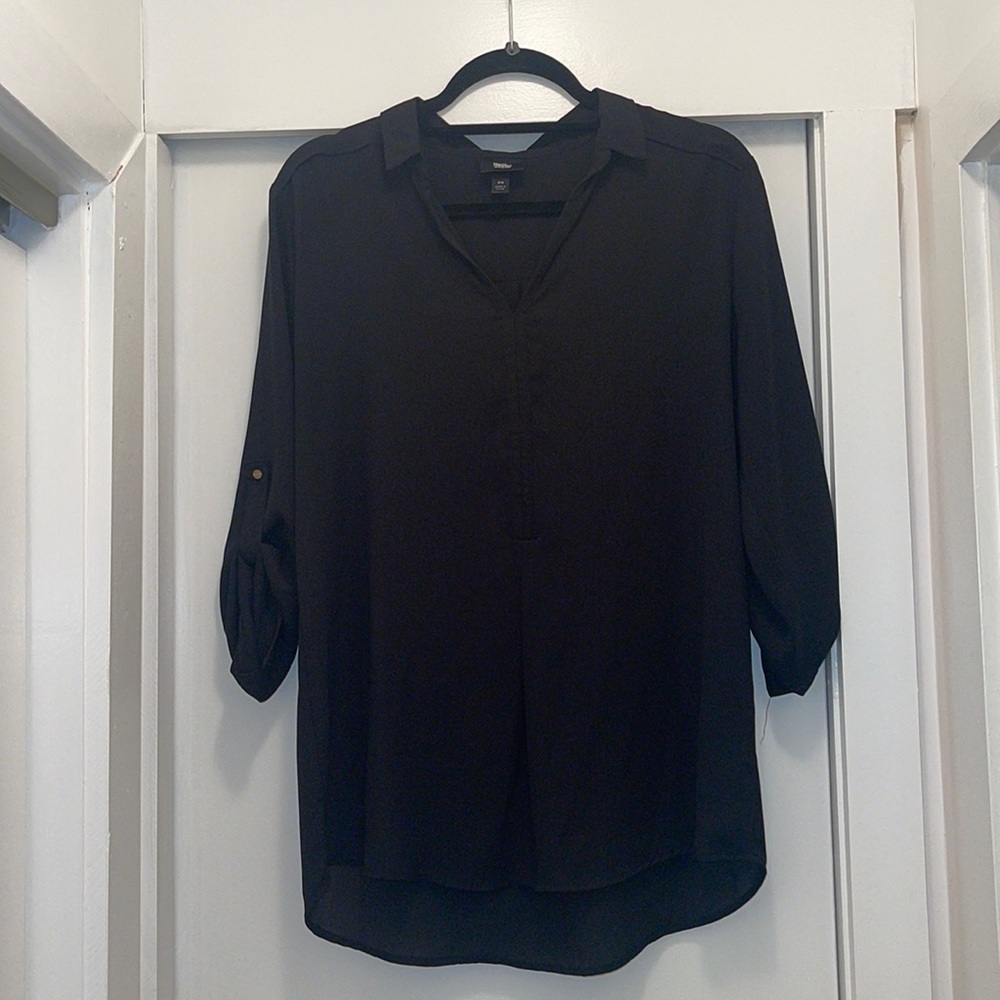 Mossimo Target Black V-Neck Blouse. Size Medium.